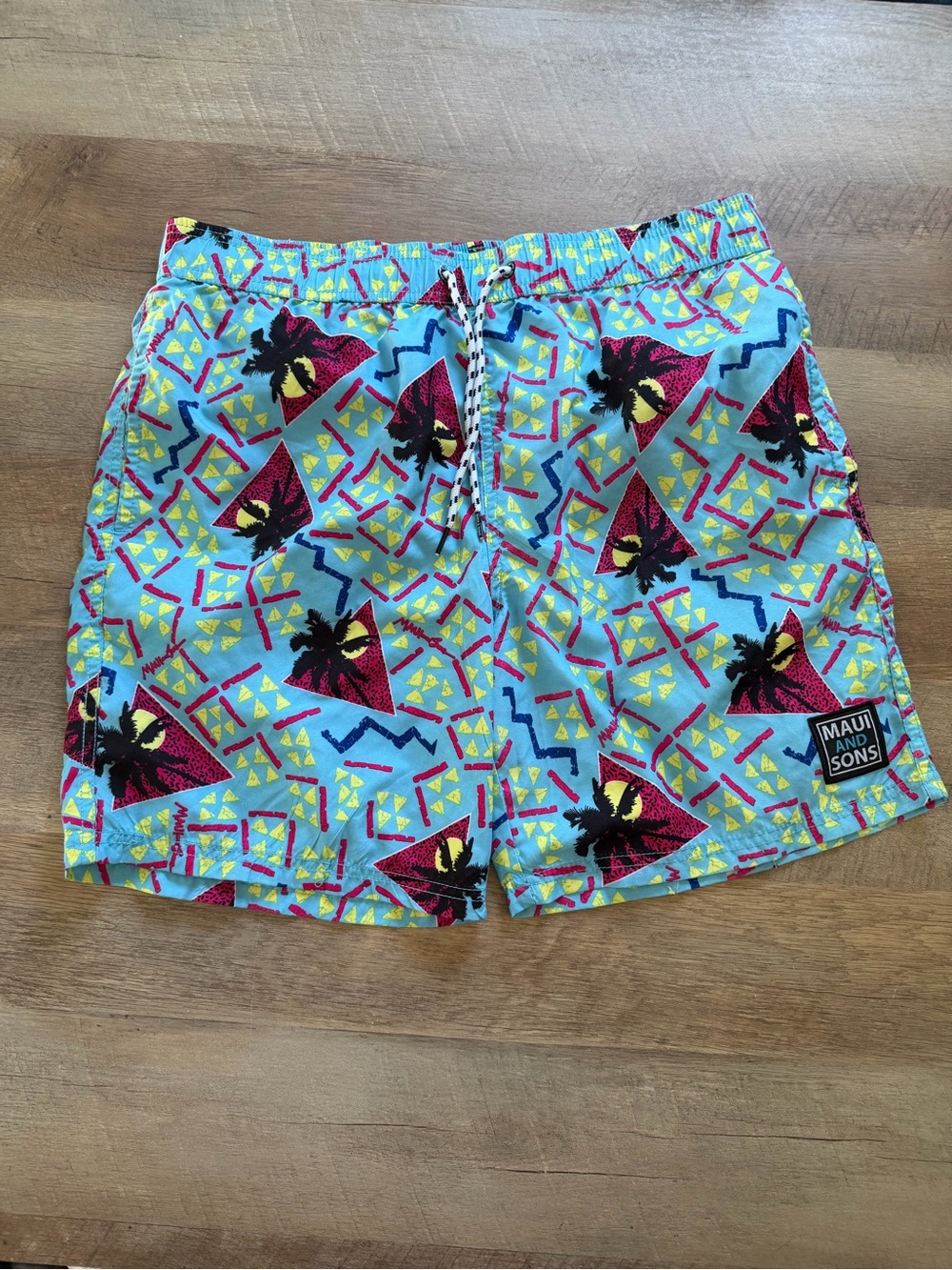 Maui and Sons Men’s Swim Shorts | Retro 80s Geometric Palm Print | Size Medium